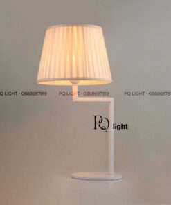 Đèn Bàn Trang Trí - VRG-8603