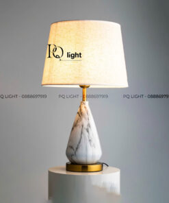 Đèn Bàn Trang Trí - VRG-DB47